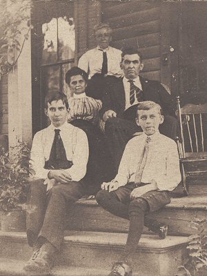 image: Robert Fulton with Family