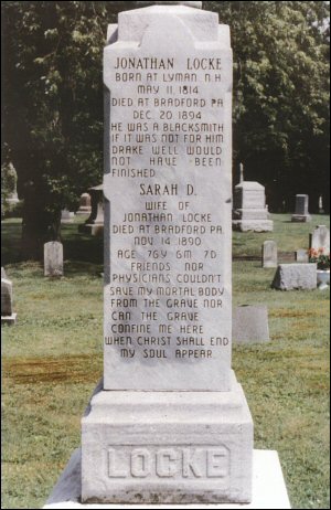image: Jonathan & Sarah Locke's grave marker.