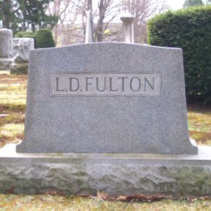 image: Luther D. Fulton monument